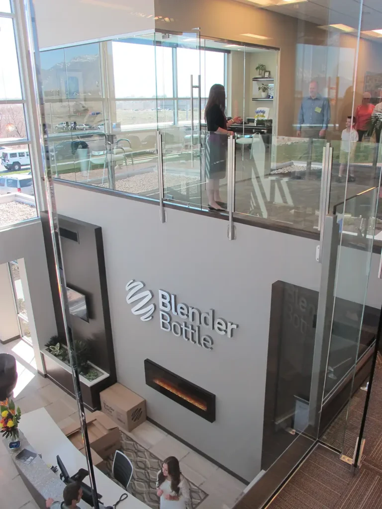 ae_urbia_blender bottle 10_1 AE Urbia Architects and Engineers Blender Bottle Office and Warehouse Interior