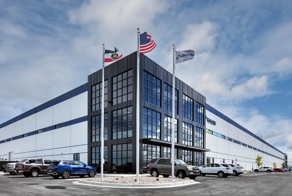 ae_urbia_cc7_2i5a2920_blakely_dn_8 AE Urbia Architects and Engineers Copper Crossing 7 Office and Warehouse