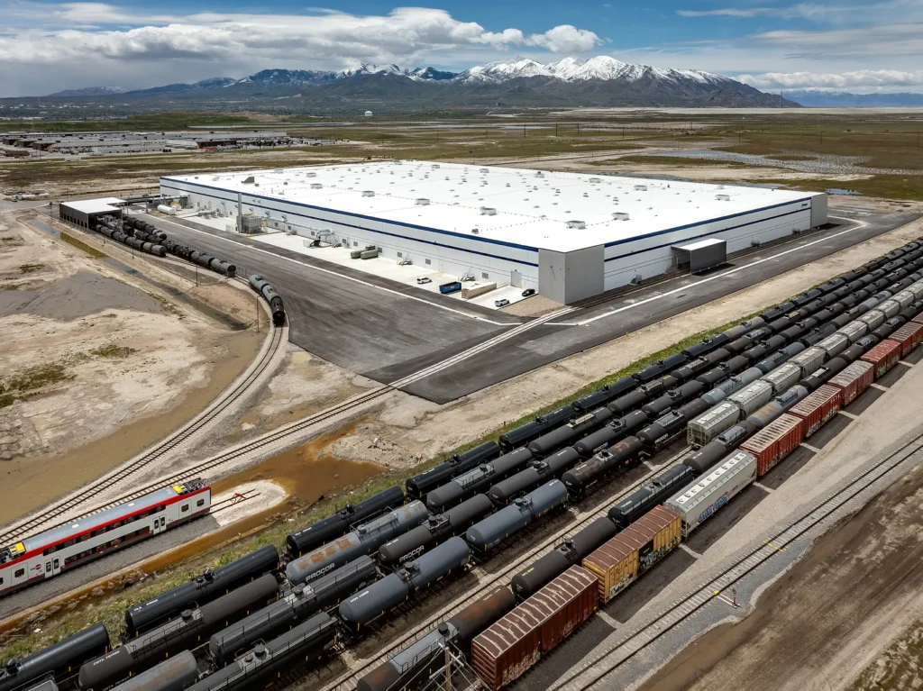 ae_urbia_cc7_dji_0932-hdr_blakely_dn_10