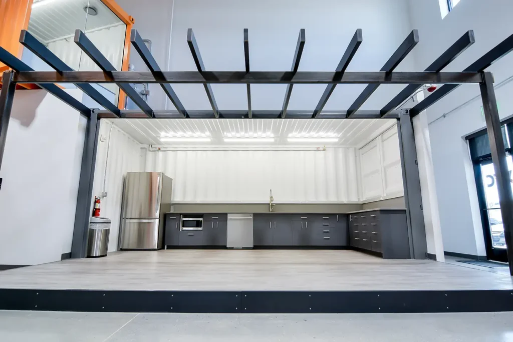 ae_urbia_vtc3278_5 AE Urbia Architects & Engineers Veterans Trading Company Office Interior