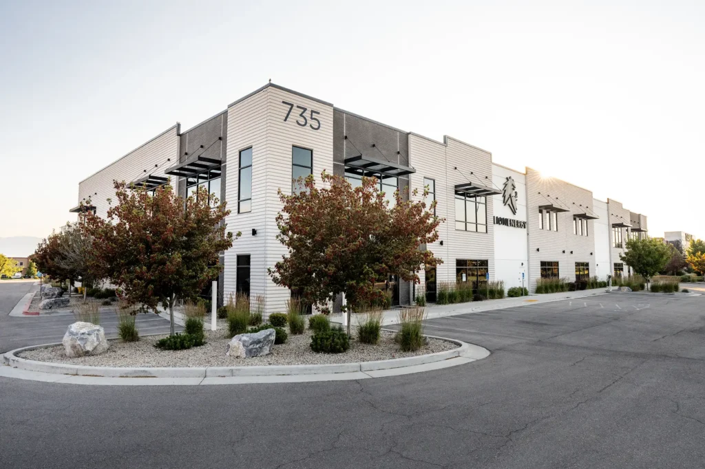 ae_urbia_dsc06474_3 AE Urbia Architects & Engineers Lion Energy Office Warehouse