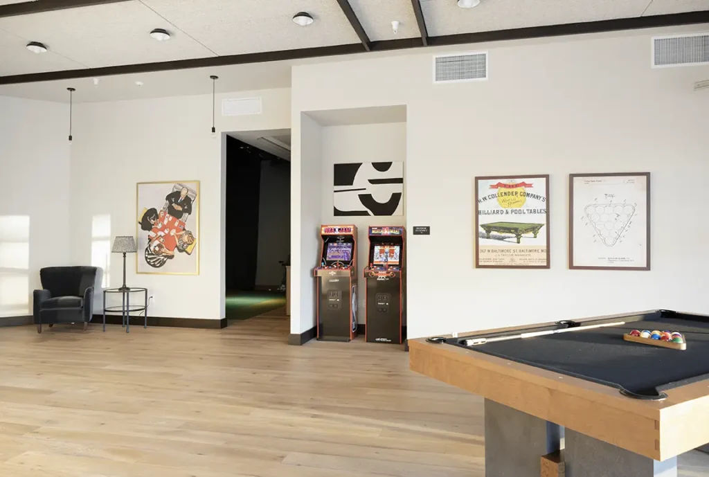 ae-urbia-layton-station-apartments-interior-6