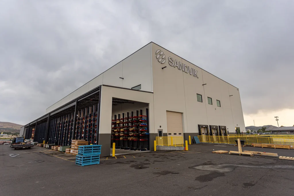 ae-urbia-sandvik-office-warehouse-5 AE Urbia Architects and Engineers Sandvik Warehouse