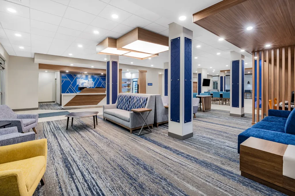 ae-urbia-holiday-inn-express-interior-7 AE Urbia Architects and Engineers Holiday Inn Express Interior