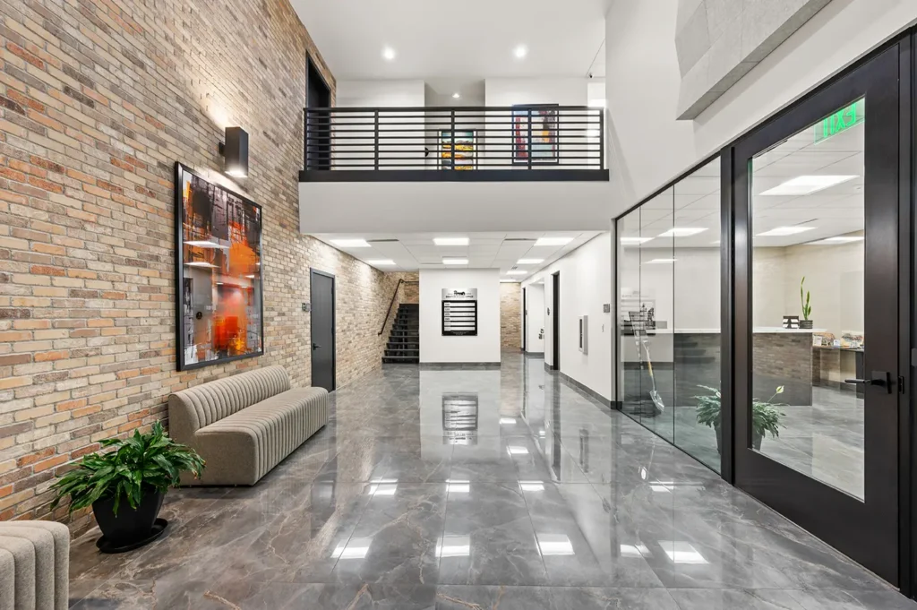 ae-urbia-roderick-reality-office-8 AE Urbia Architects and Engineers Roderick Realty Office Interior